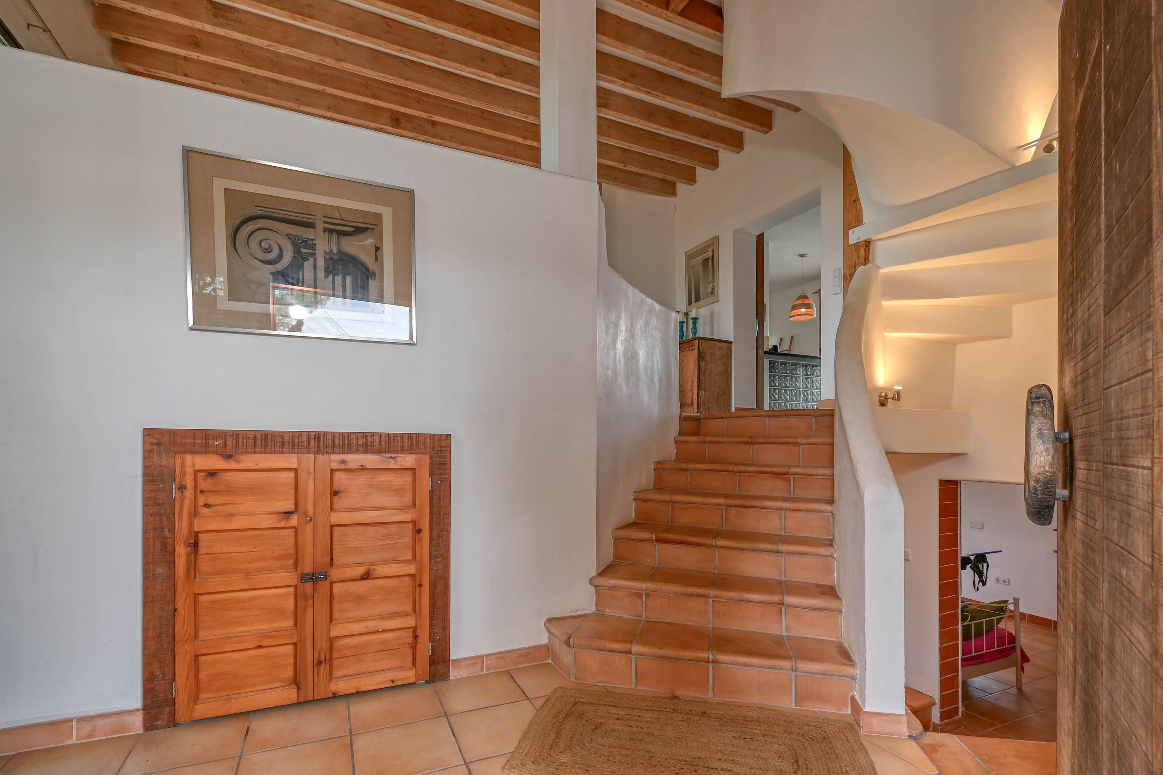 Charmante Villa met 4 Slaapkamers, Zeezicht en Zwembad in Jávea