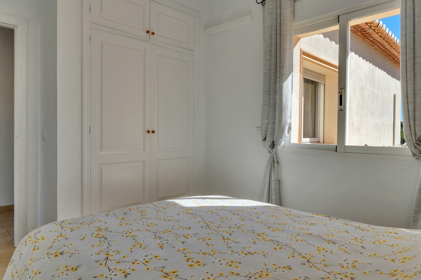 Slaapkamer met inbouwkast