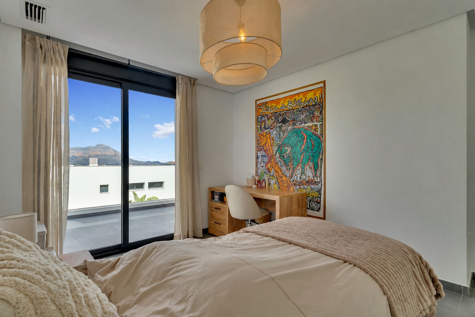 Slaapkamer met privébalkon