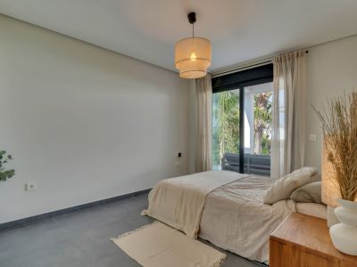 Slaapkamer met toegang tot terras