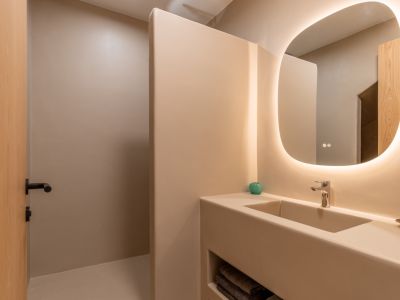 Badkamer met douche