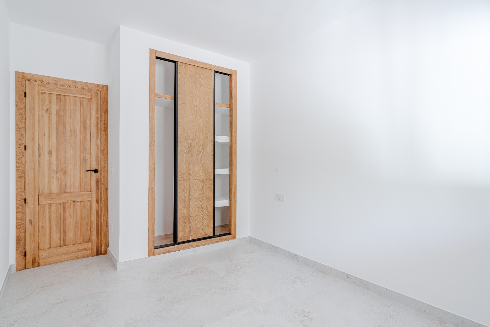 Slaapkamer met inbouwkast