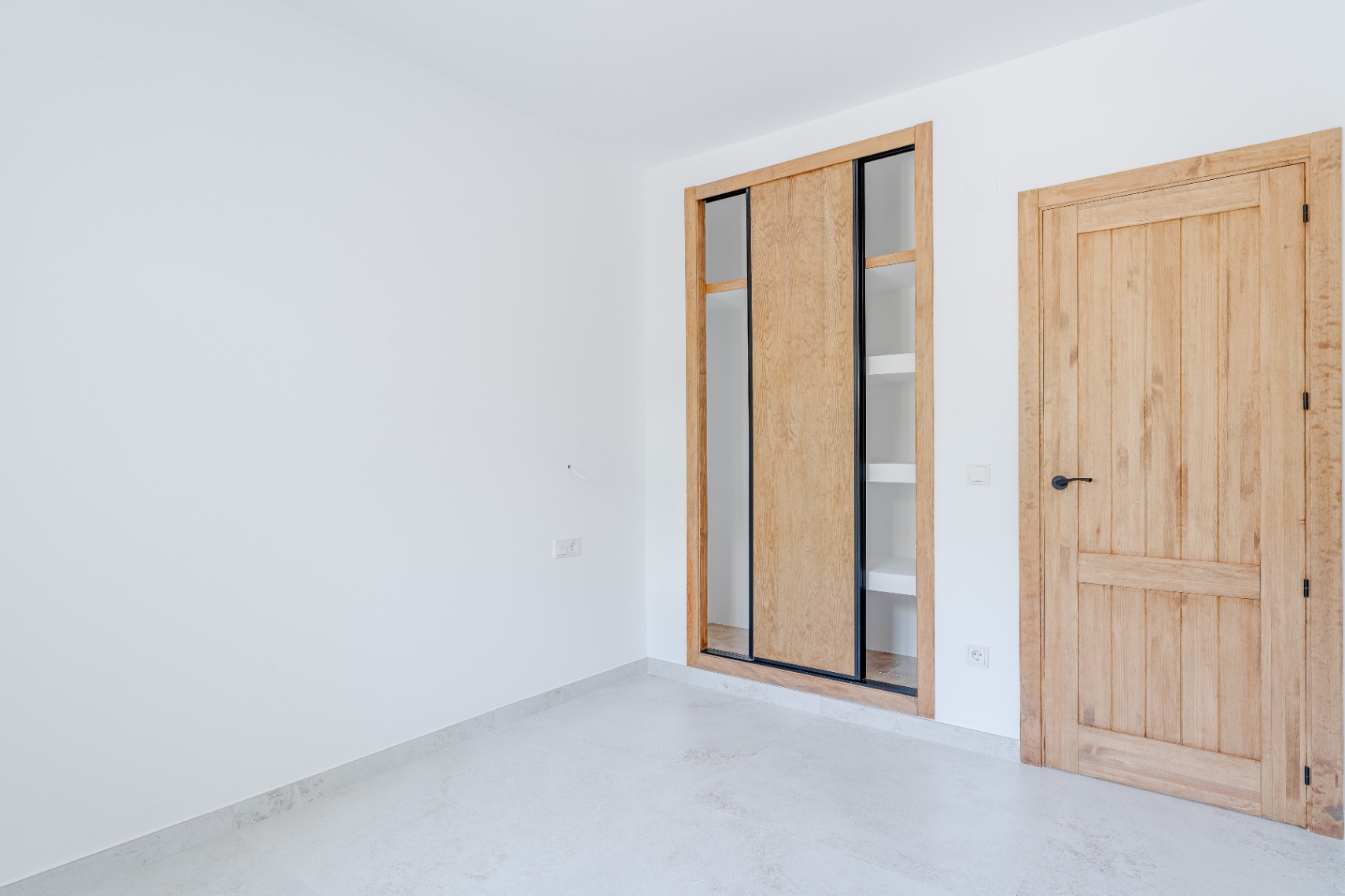 Slaapkamer met inbouwkast