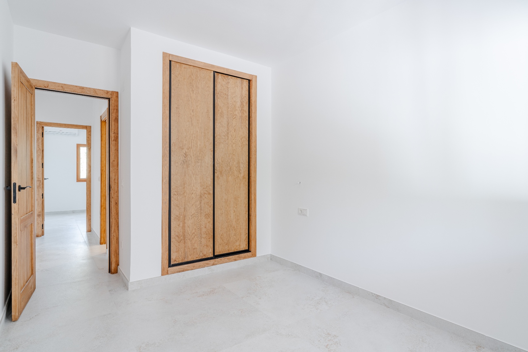 Slaapkamer met inbouwkast