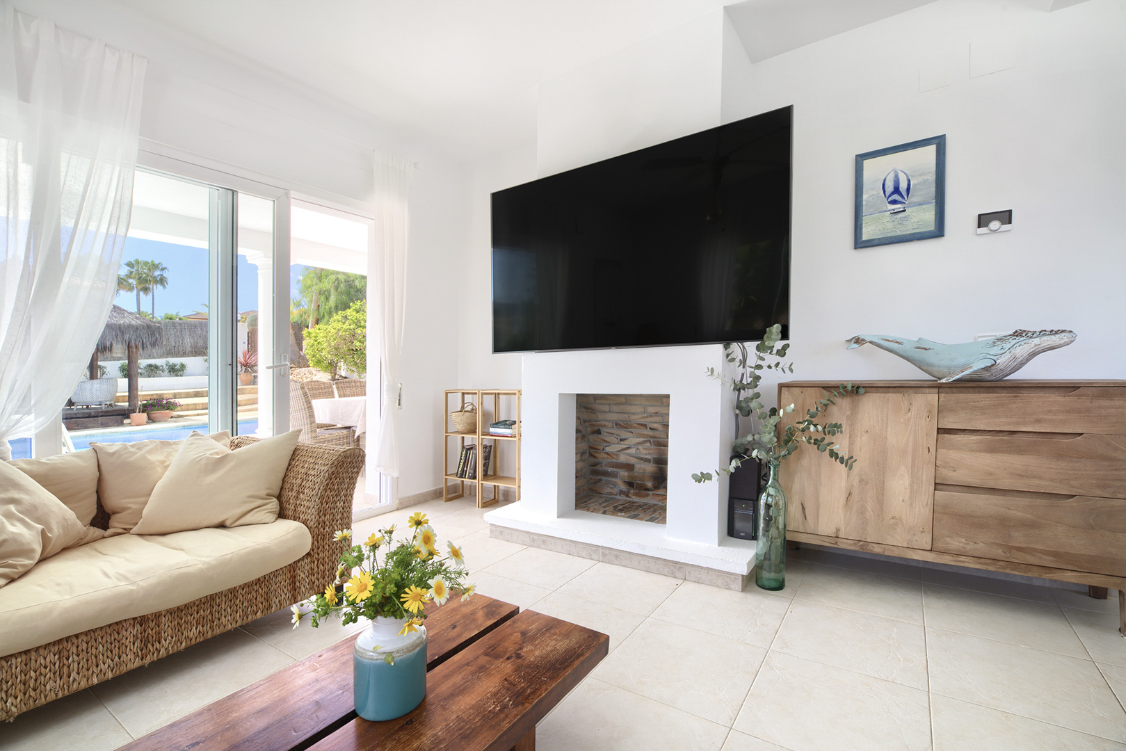 Woonkamer met open haard