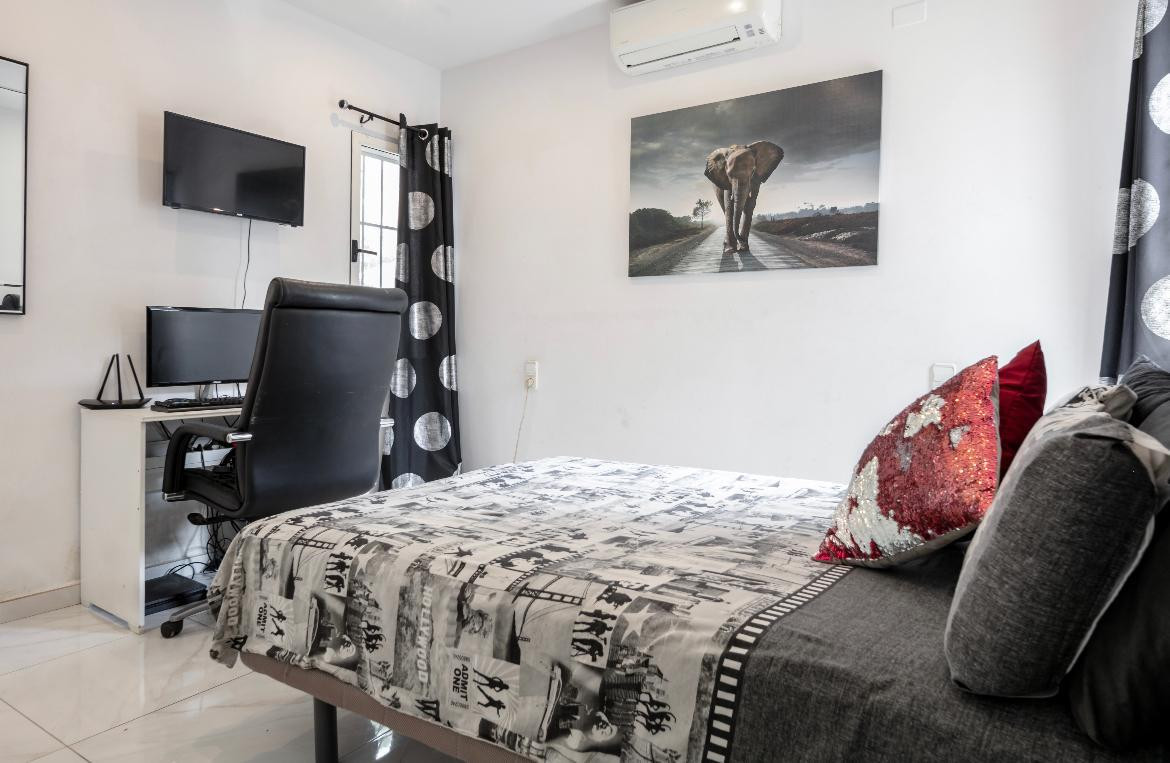 Villa te koop in Jávea met privézwembad nabij de haven