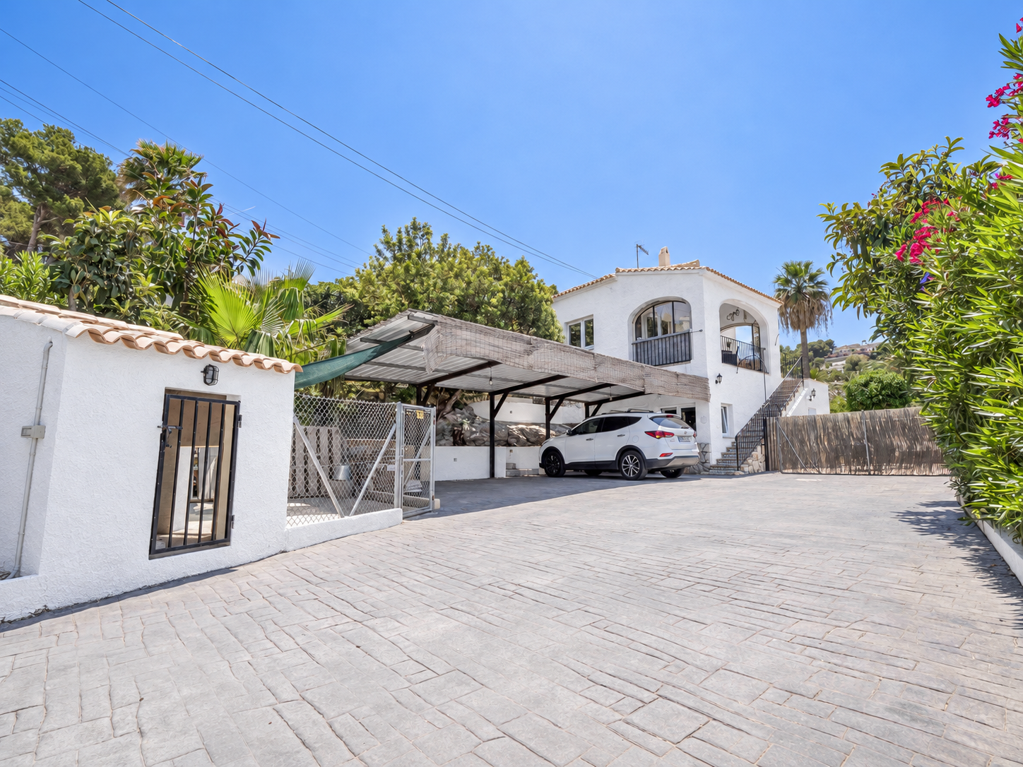 Oprit en carport