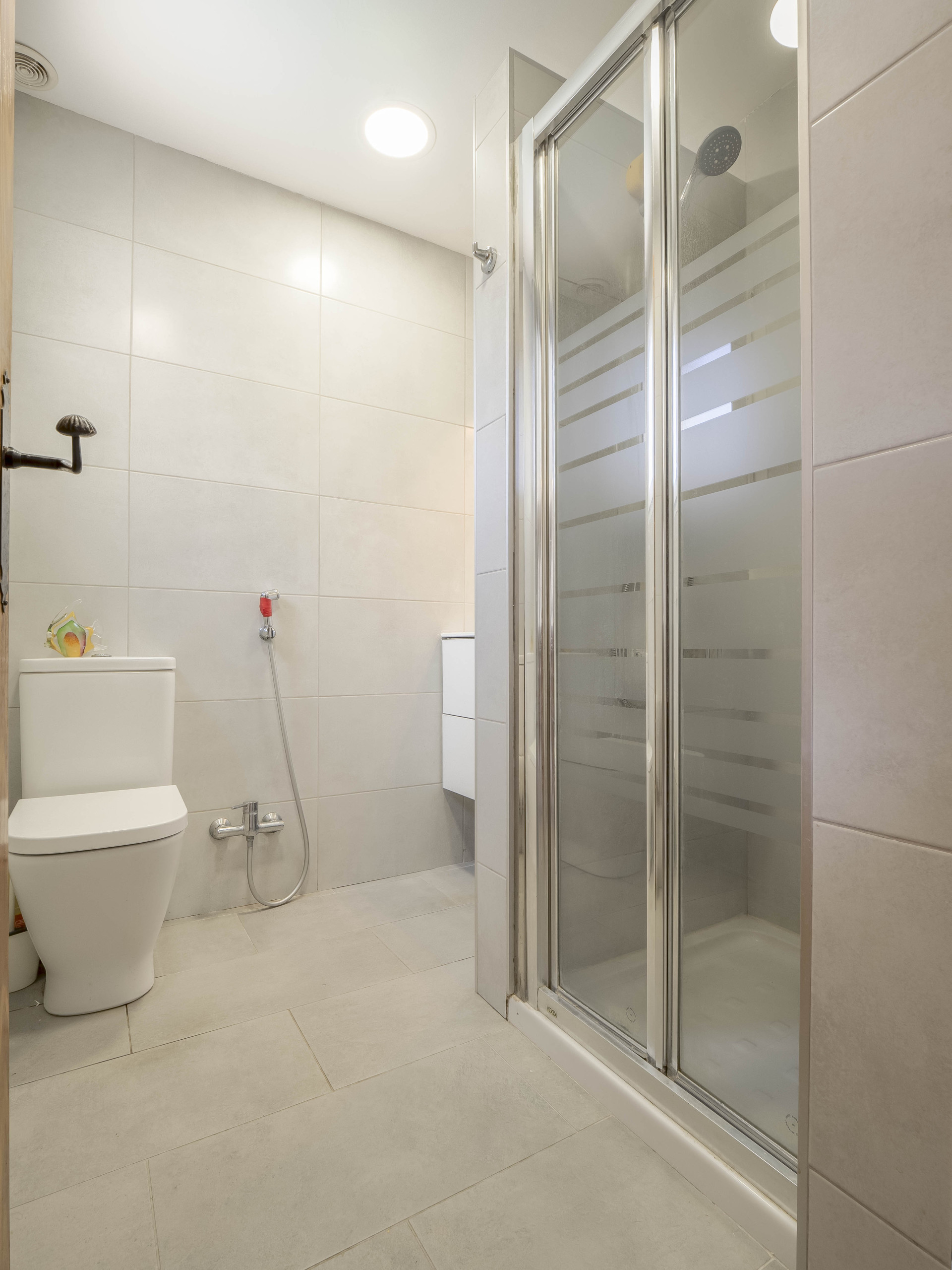 Badkamer met douche