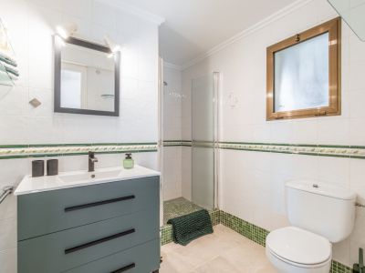 Badkamer met douche