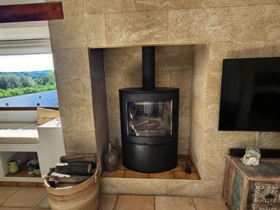 Woonkamer met haard