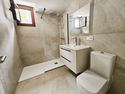 Badkamer met douche