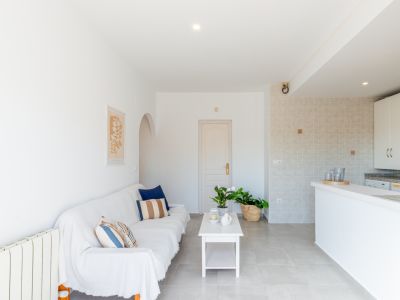 Woonkamer met open keuken
