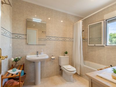 Villa te koop in Benissa, Baladrar met privézwembad