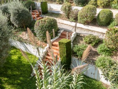 Trap in de tuin