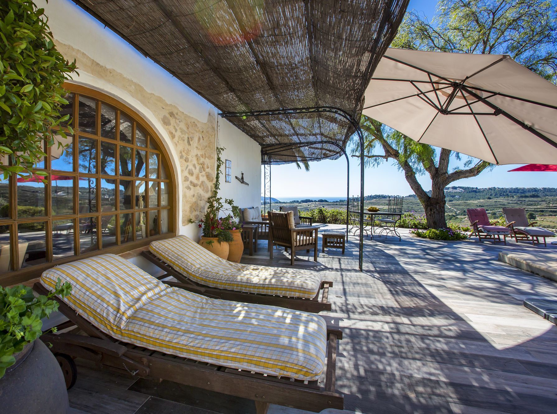 Traditionele mediterrane finca in Jávea met zeezicht