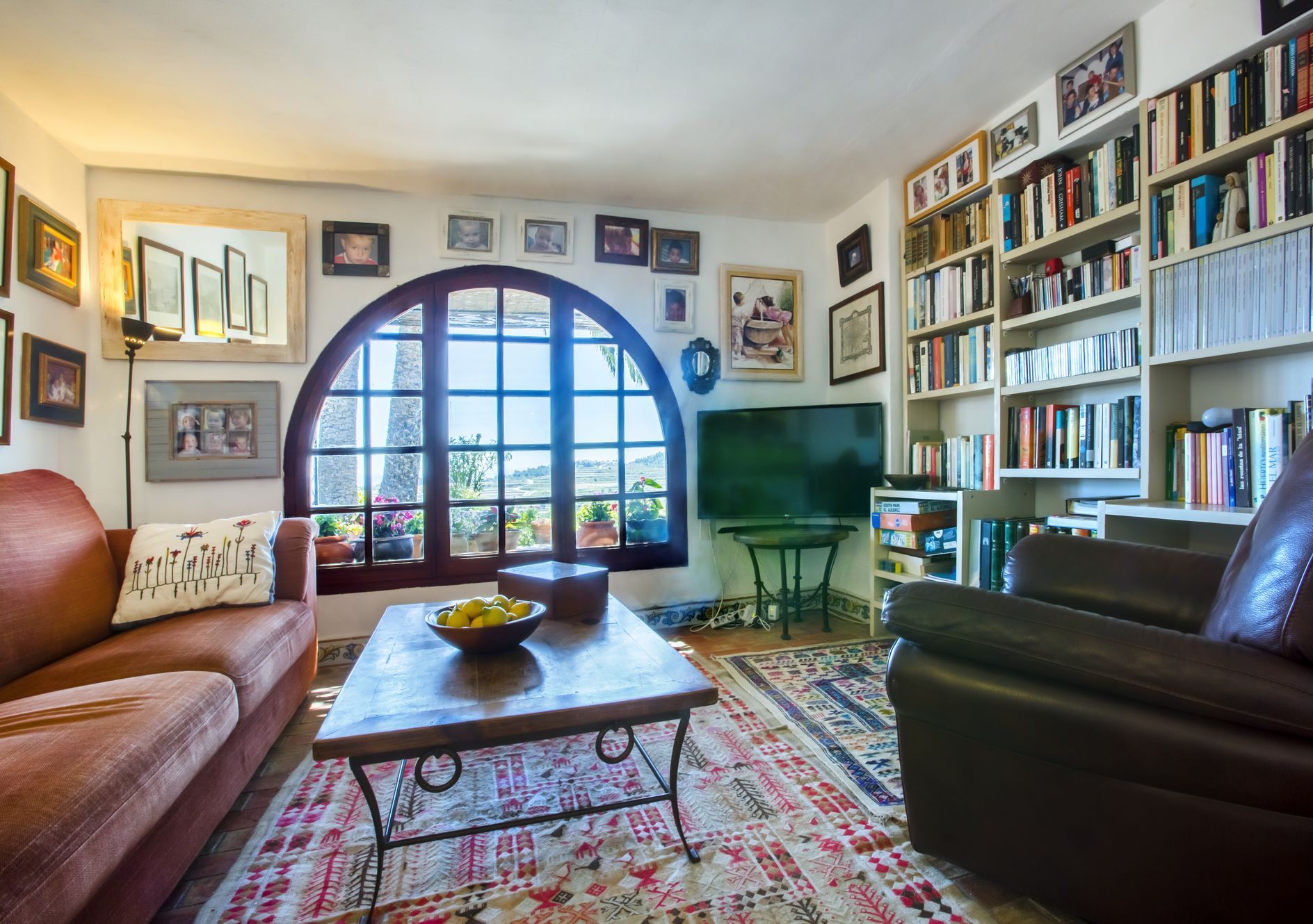Traditionele mediterrane finca in Jávea met zeezicht
