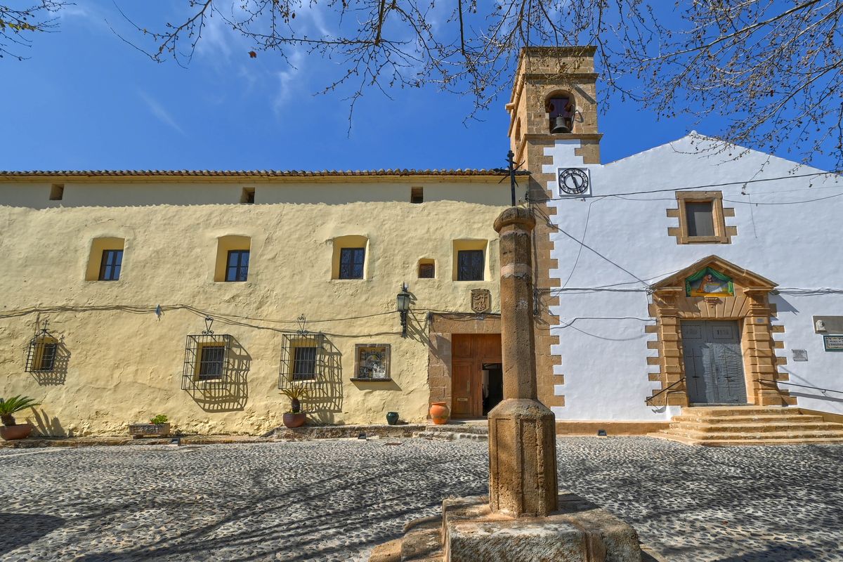 Historische finca in het hart van Jesús Pobre met zwembad en uitzicht op de Montgó