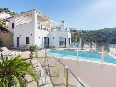 Luxe villa te koop in Dénia