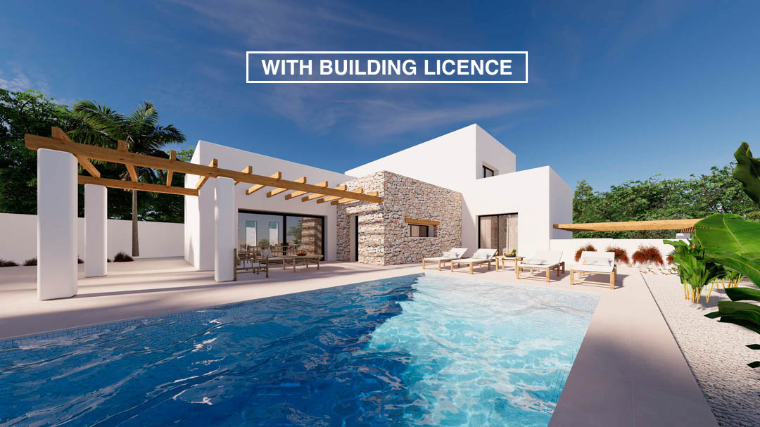 Exterieur van een villa in Ibiza-stijl met privézwembad, natuurstenen gevel en houten pergola op een ruim zonneterras.