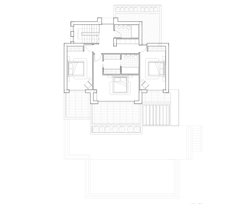 Gedetailleerde technische plattegrond van de bovenverdieping met drie slaapkamers, twee badkamers en privéterrassen met uitzicht op zee.