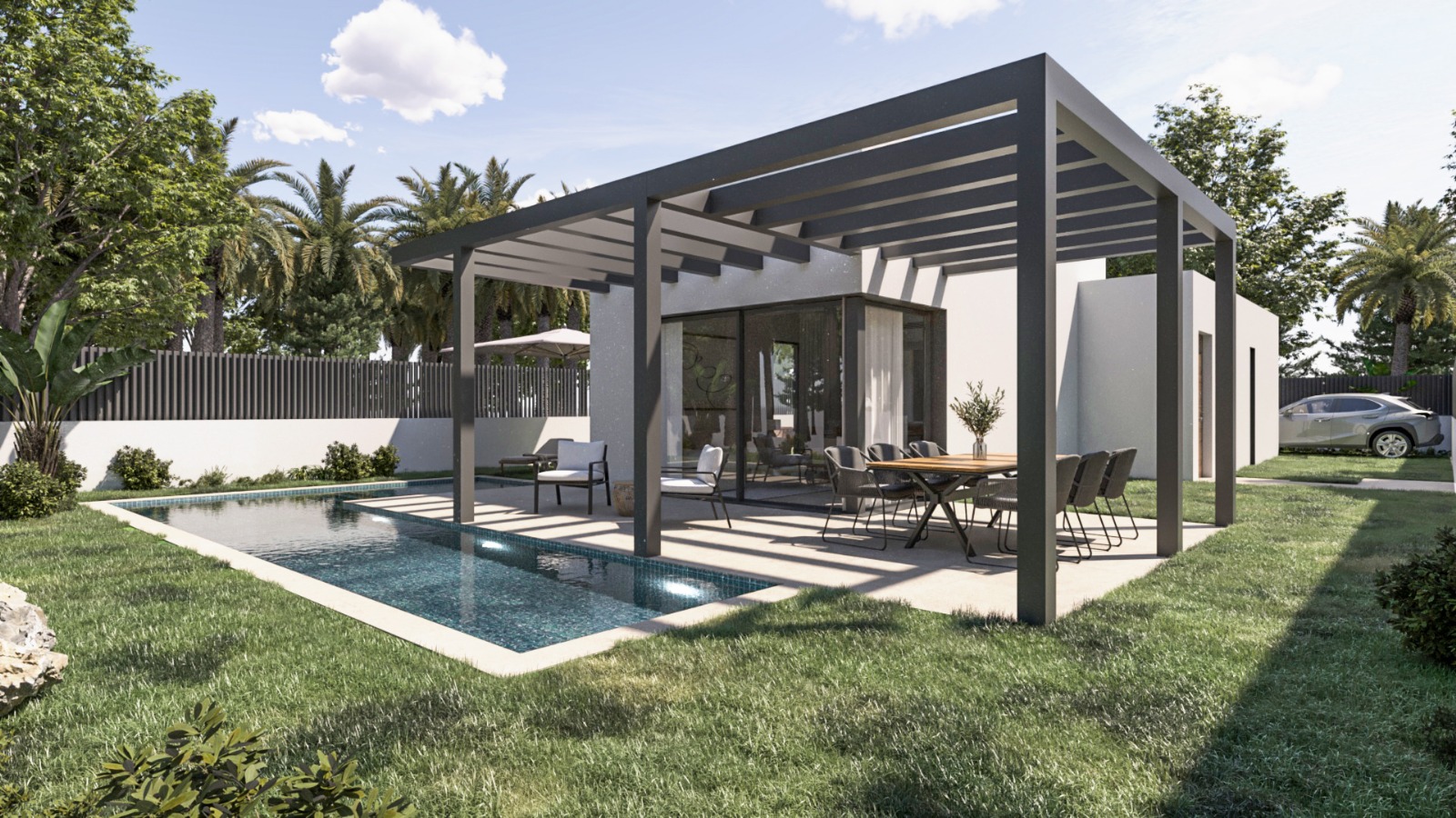 Buitenterras met een antraciet aluminium pergola, eethoek en privézwembad, gelegen in een aangelegde tuin met gazon en palmbomen.