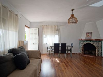 Woonkamer met open haard