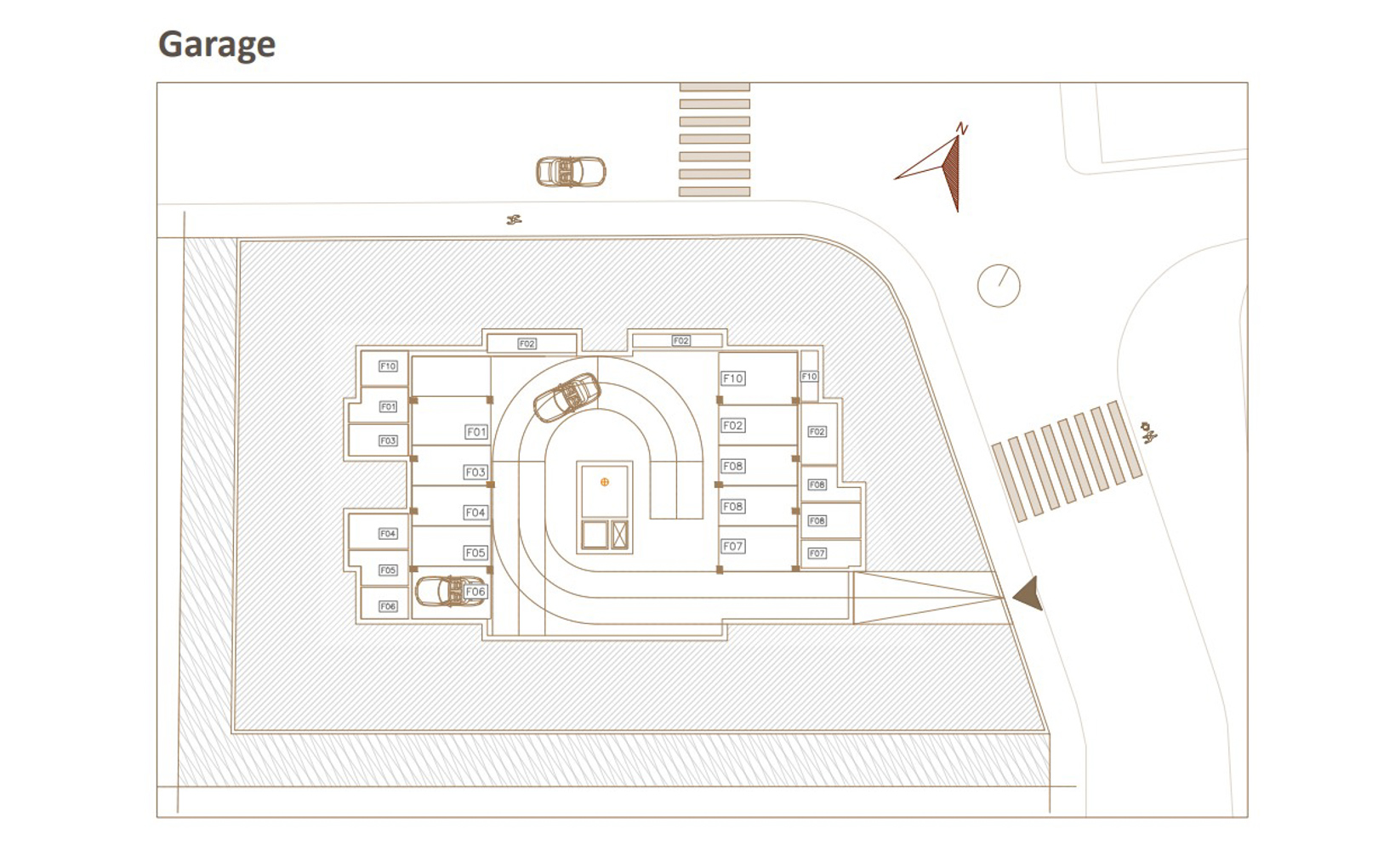 Technische plattegrond van de ondergrondse garage met de indeling van de genummerde parkeerplaatsen en de toegangshelling vanaf de straat.