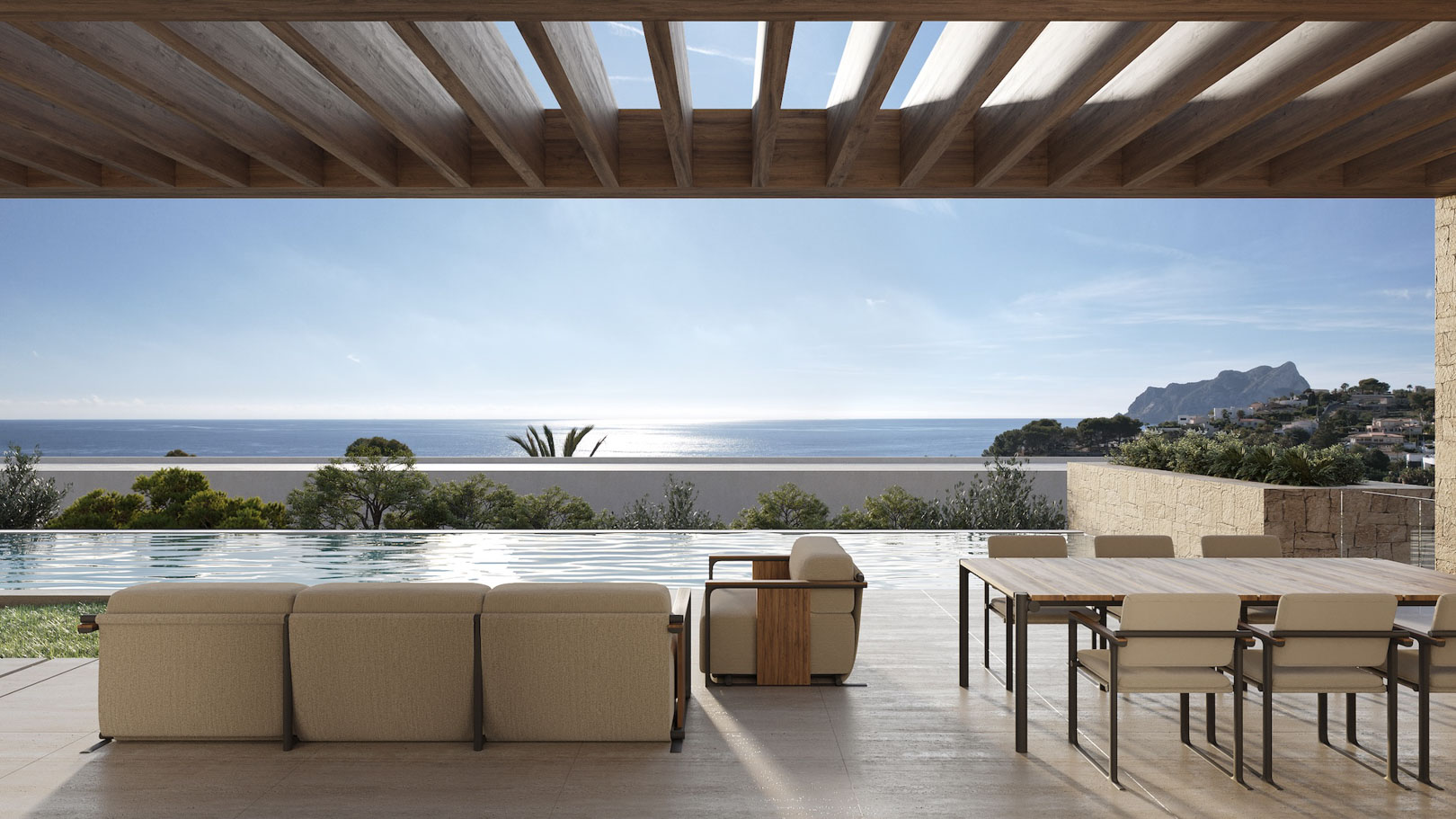 Terras met houten pergola, overloopzwembad en panoramisch uitzicht op zee. Voorzien van modern buitenmeubilair en natuurstenen wanden.