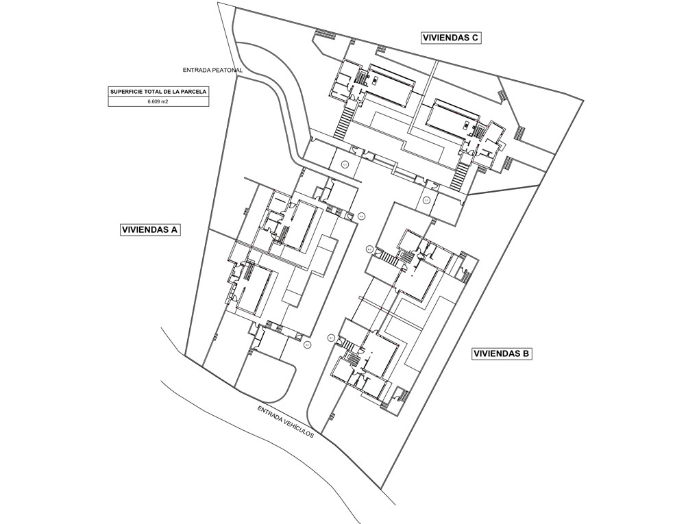 Gedetailleerd verkavelingsplan van een woonproject met drie percelen (A, B, C), inclusief voetgangers- en voertuigtoegangen en een totale oppervlakte van 6.609 m².