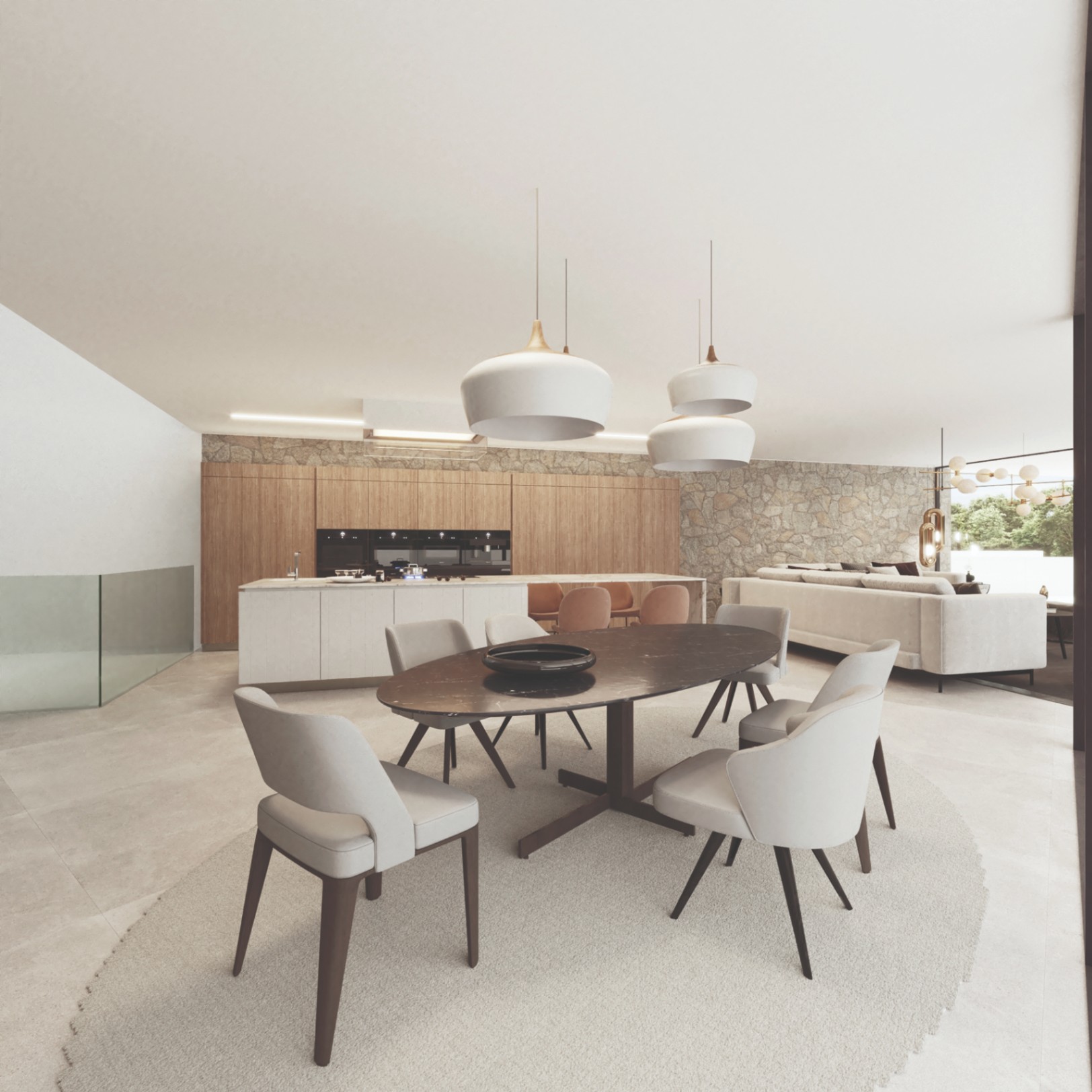 Open eetkamer en keuken met een ovale marmeren tafel, houten kastenwand en een natuurstenen accentmuur die zorgt voor een verfijnde, moderne sfeer.