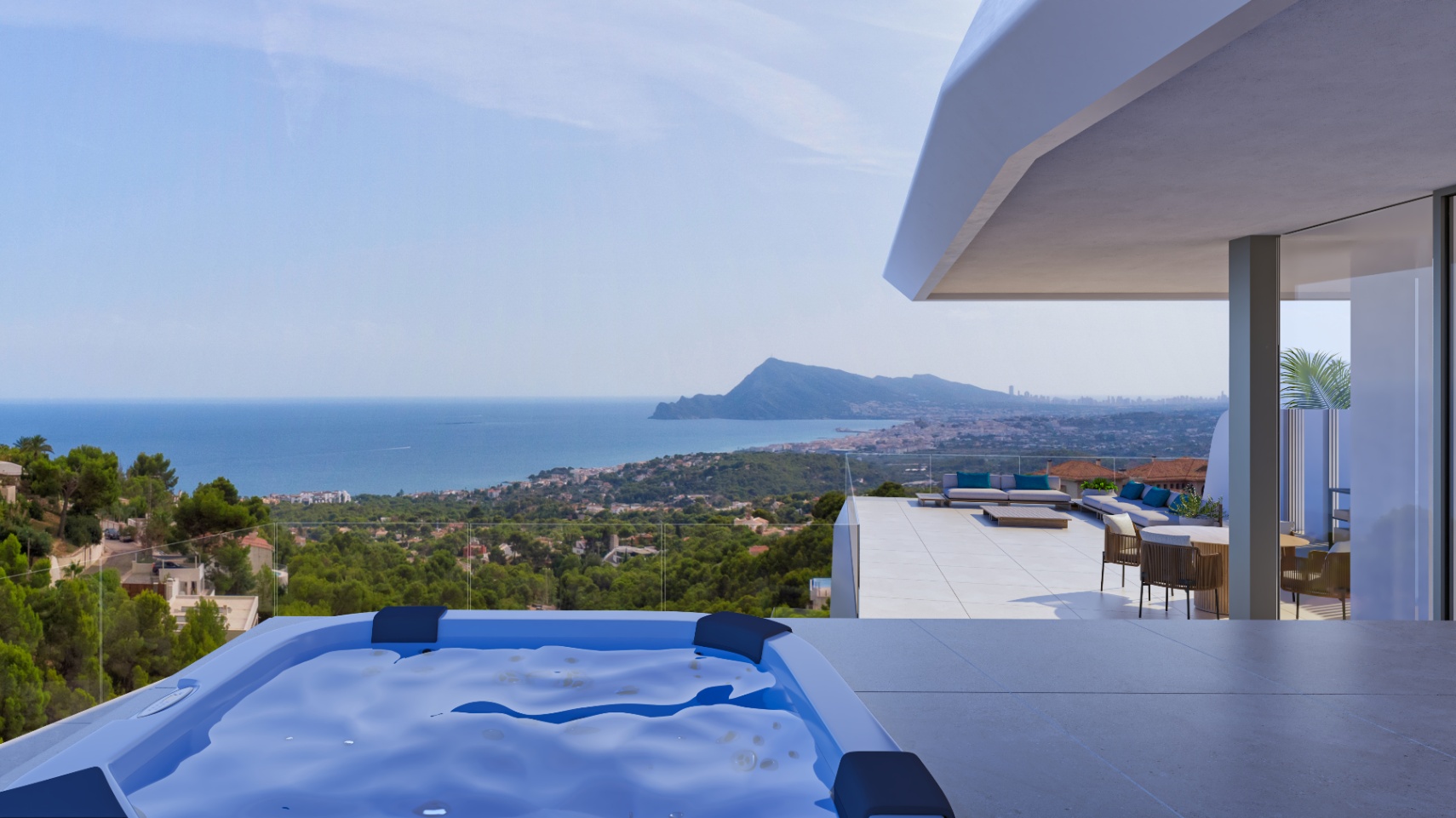 Bovenste terras met ingebouwde jacuzzi, porseleinen tegels en panoramisch uitzicht op de Middellandse Zee en de baai van Altea.