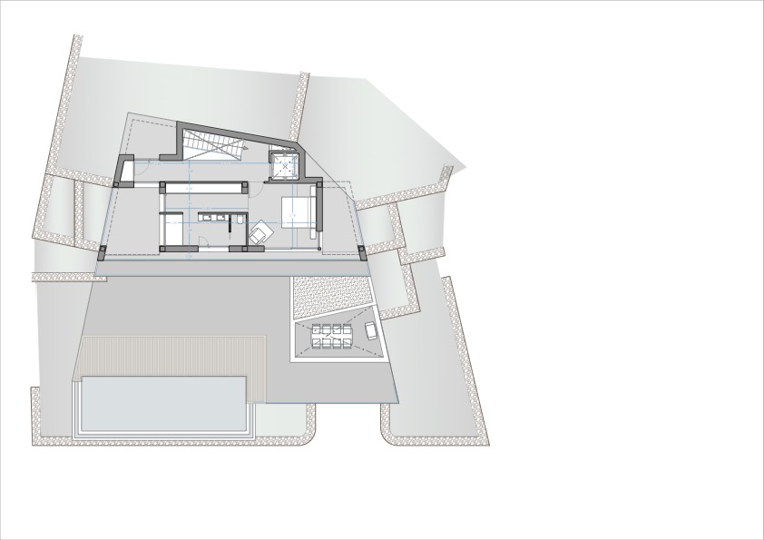 Gedetailleerde plattegrond van de master suite met badkamer, lifttoegang en het ruime terras met zwembad en eetgedeelte onder de pergola.
