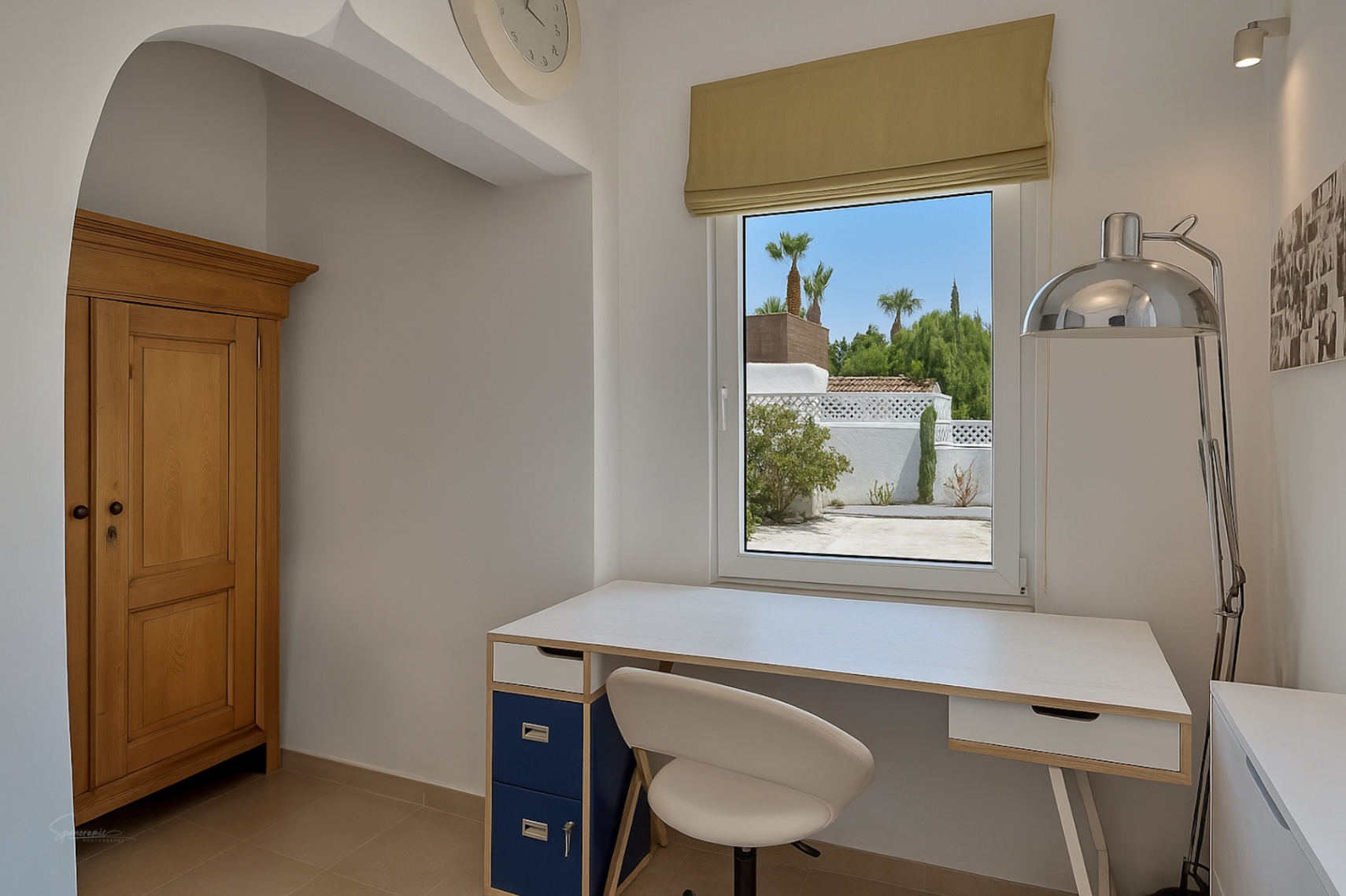 Villa in Jávea met Privézwembad en Uitzicht op de Bergen