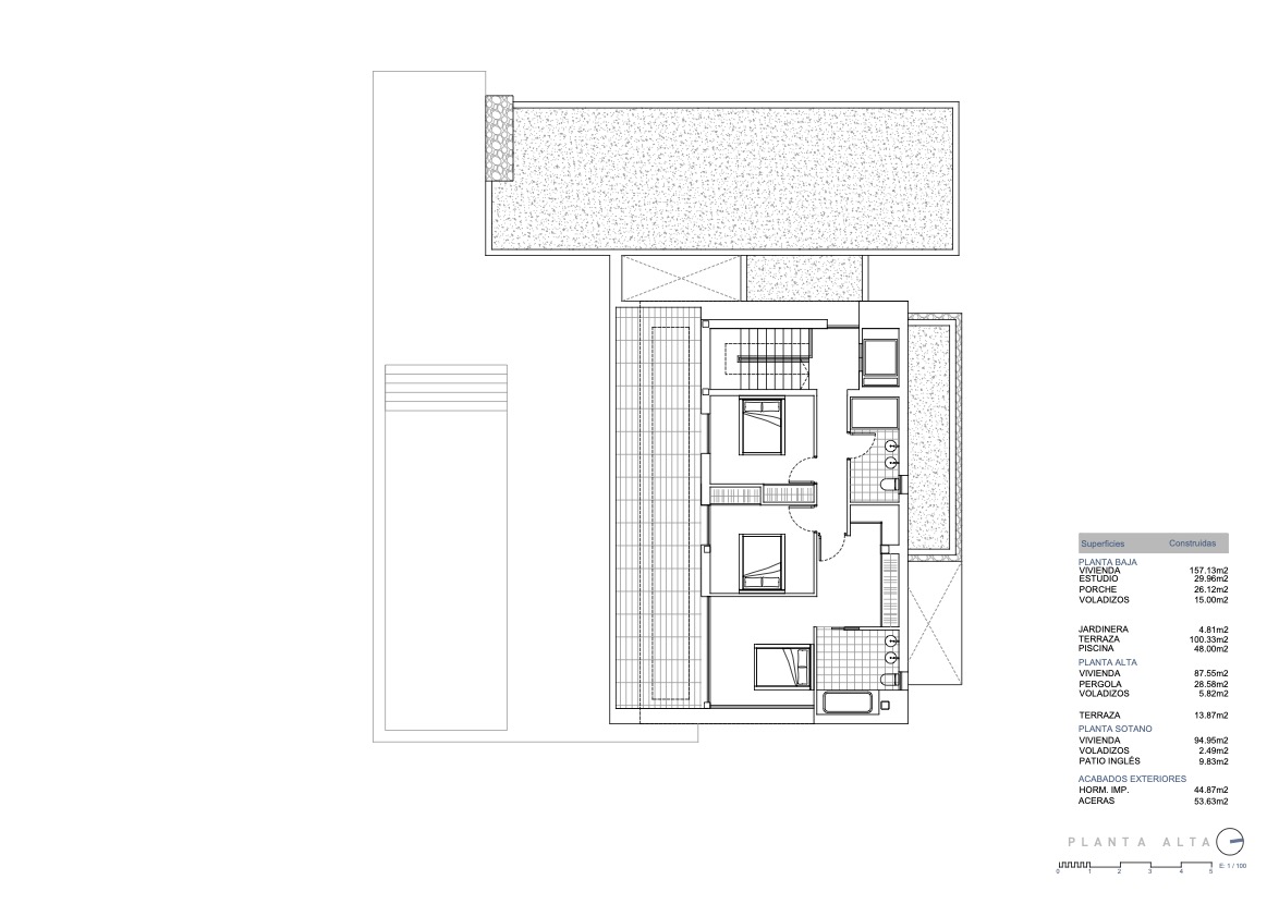 Technische plattegrond van de bovenverdieping met de indeling van drie slaapkamers, twee badkamers en een groot terras, inclusief oppervlaktematen.