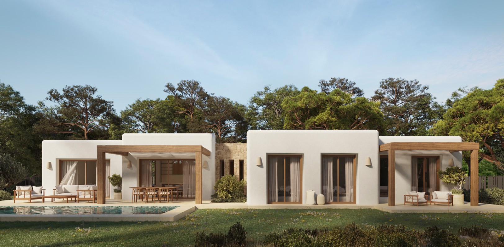 Villa in Ibizastijl met witte gepleisterde muren, natuurlijke houten pergola's en grote schuifdeuren die uitkomen op het zwembad en de tuin met pijnbomen.