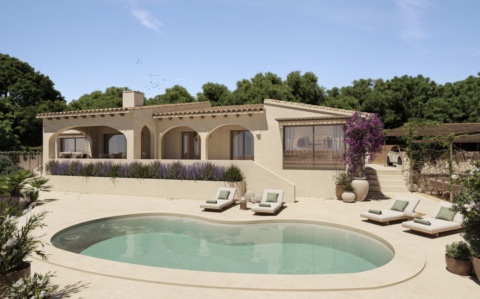 Buitenaanzicht van de villa met een organisch gevormd zwembad, mediterrane bogen en zonnige terrassen omgeven door lavendel en inheemse beplanting.