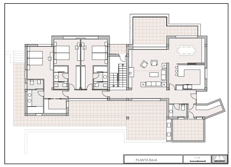 Architectonische plattegrond van de begane grond met drie slaapkamers met en-suite badkamer, een ruime open woon- en eetkamer en uitgestrekte terrassen.